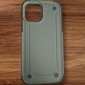 IPHONE 12 Heavy-Duty Case with Reinforced Corners & Shock-proof